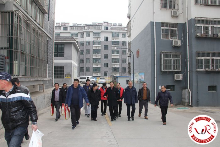 “冬季扶贫暖心行”精准扶贫--走进迎胜社区、白马石社区(图4)