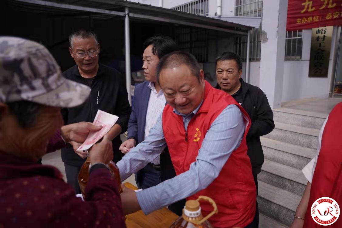 九九重阳节 情暖老人心系列活动---走进大河峪村(图2)
